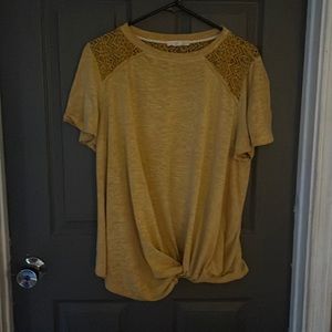 Mustard yellow XXL twist bottom shirt.